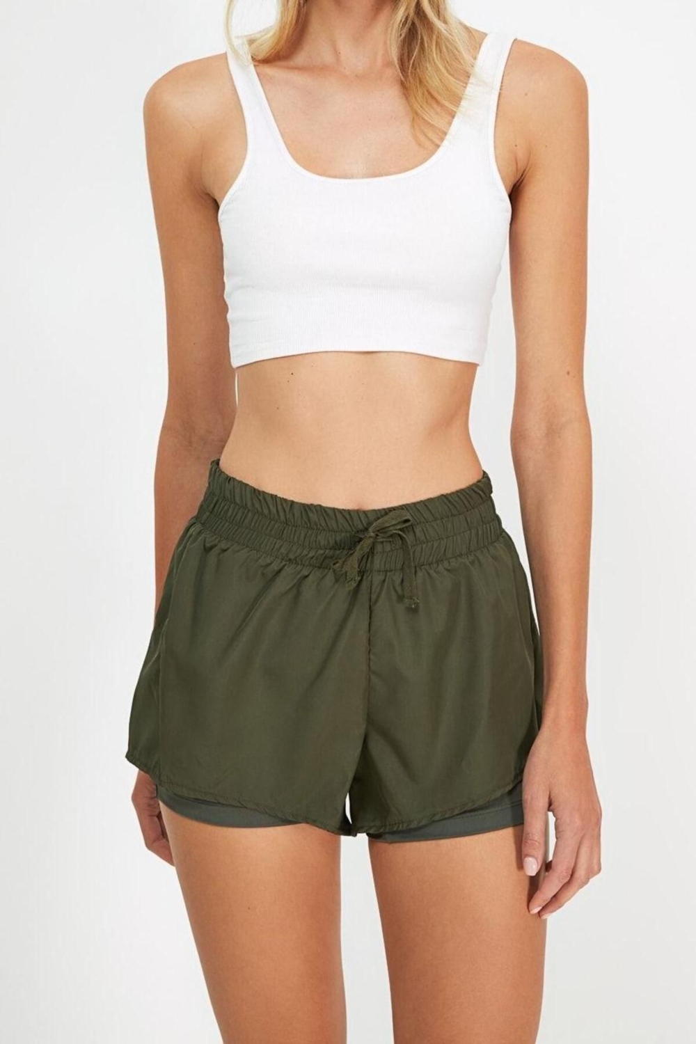 Moda Örme Normal Bel Boru Paça Sportswear Haki Paraşüt Kumaş 2 Katmanlı Içi Şortlu Örme Spor Şort