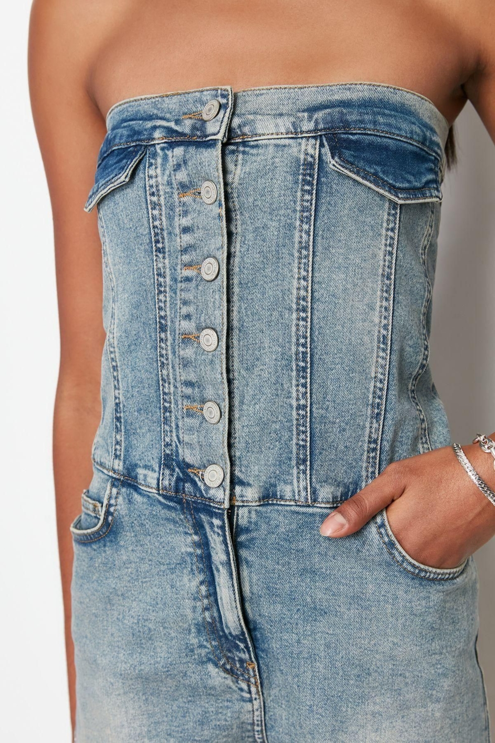 Kadın Moda Standart Kol Dar Paça Straplez Düz Desen Regular Dikiş Detaylı Denim Tulum