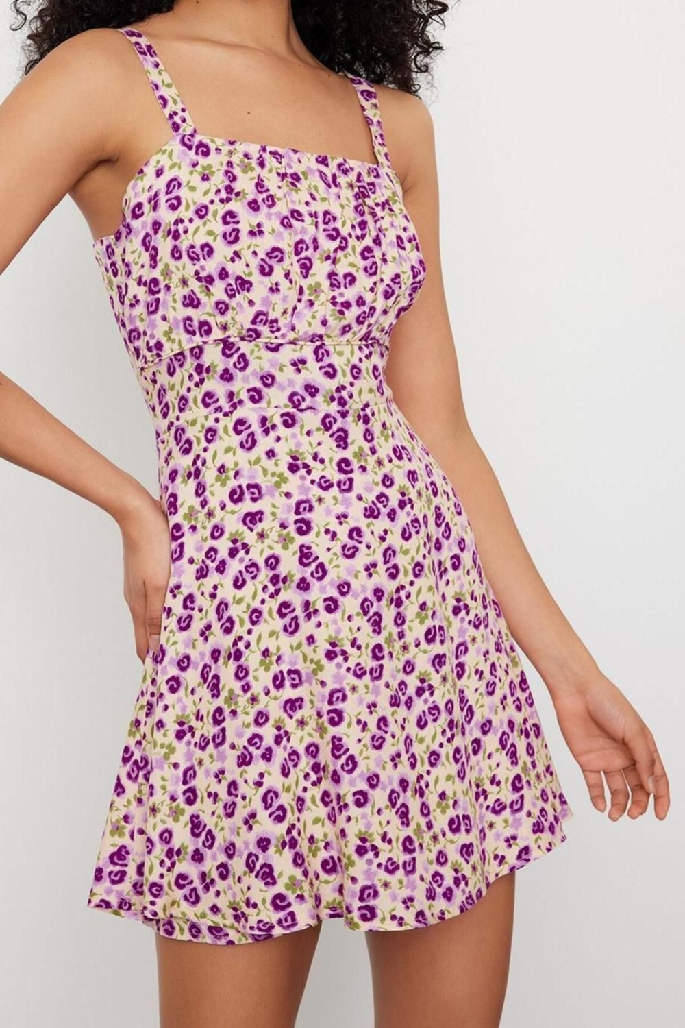 Kadın Moda Kalın Askılı Boru Paça Kare Yaka Çiçekli Desen Kısa Desenli Mini Dokuma Tulum