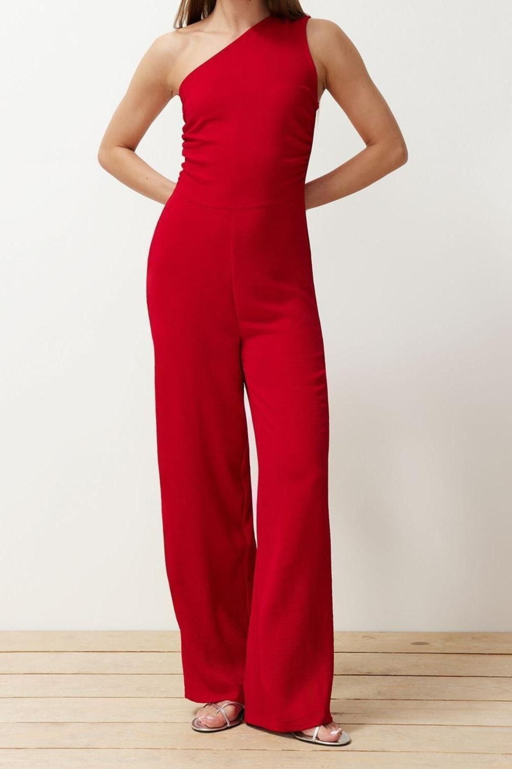 Kadın Moda Tek Kol Boru Paça Asimetrik Yaka Düz Desen Uzun Tek Omuz Maxi Geniş Paça Dokuma Tulum
