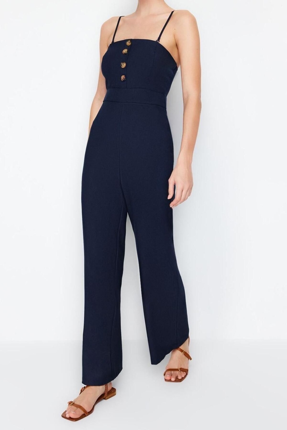 Kadın Moda Standart Kol Boru Paça Straplez Uzun Çıkarılabilir Askılı Düğme Detaylı Maxi Dokuma Tulum