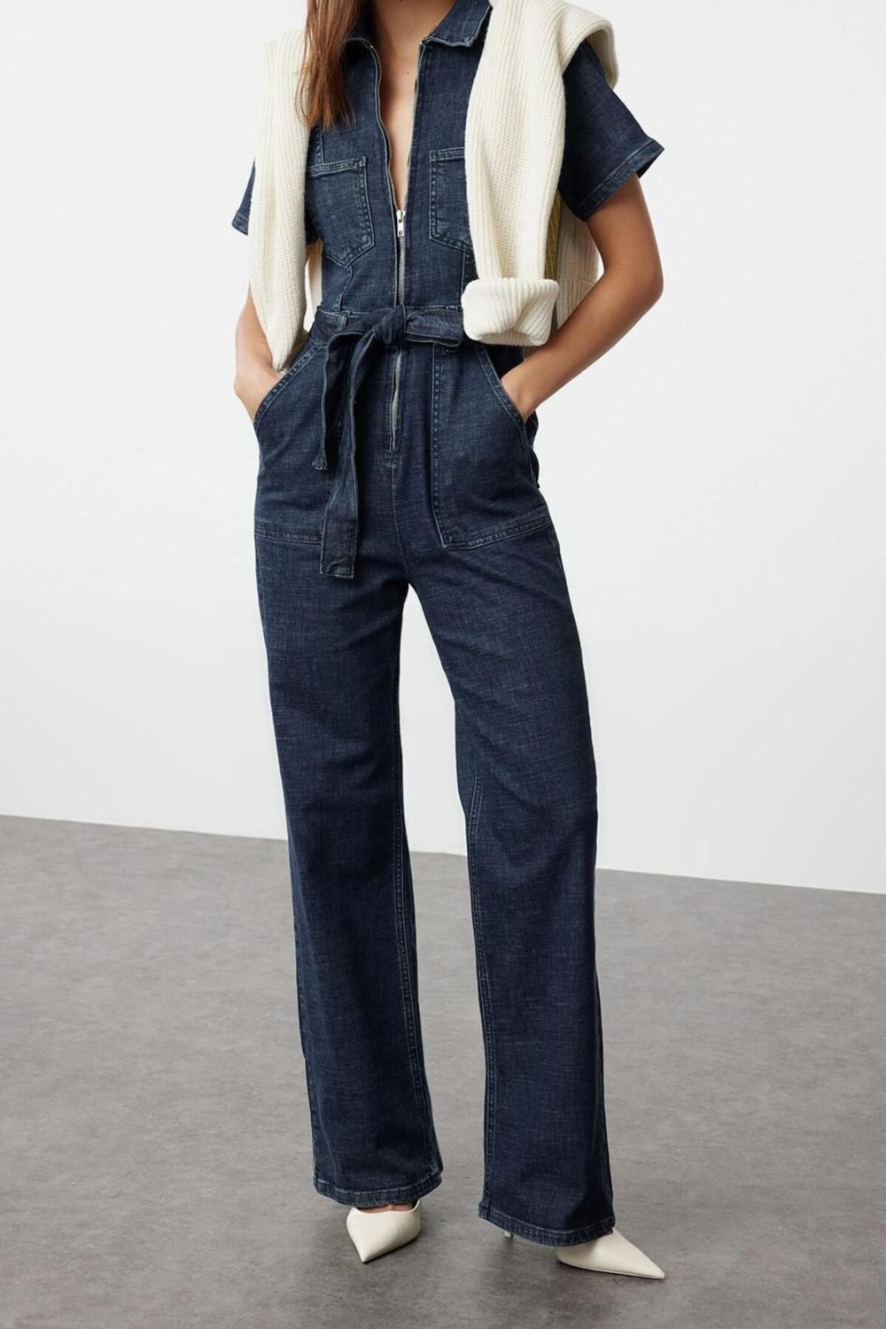 Kadın Moda Standart Kol Geniş Paça Gömlek Yaka Düz Desen Uzun Kuşaklı Denim Tulum