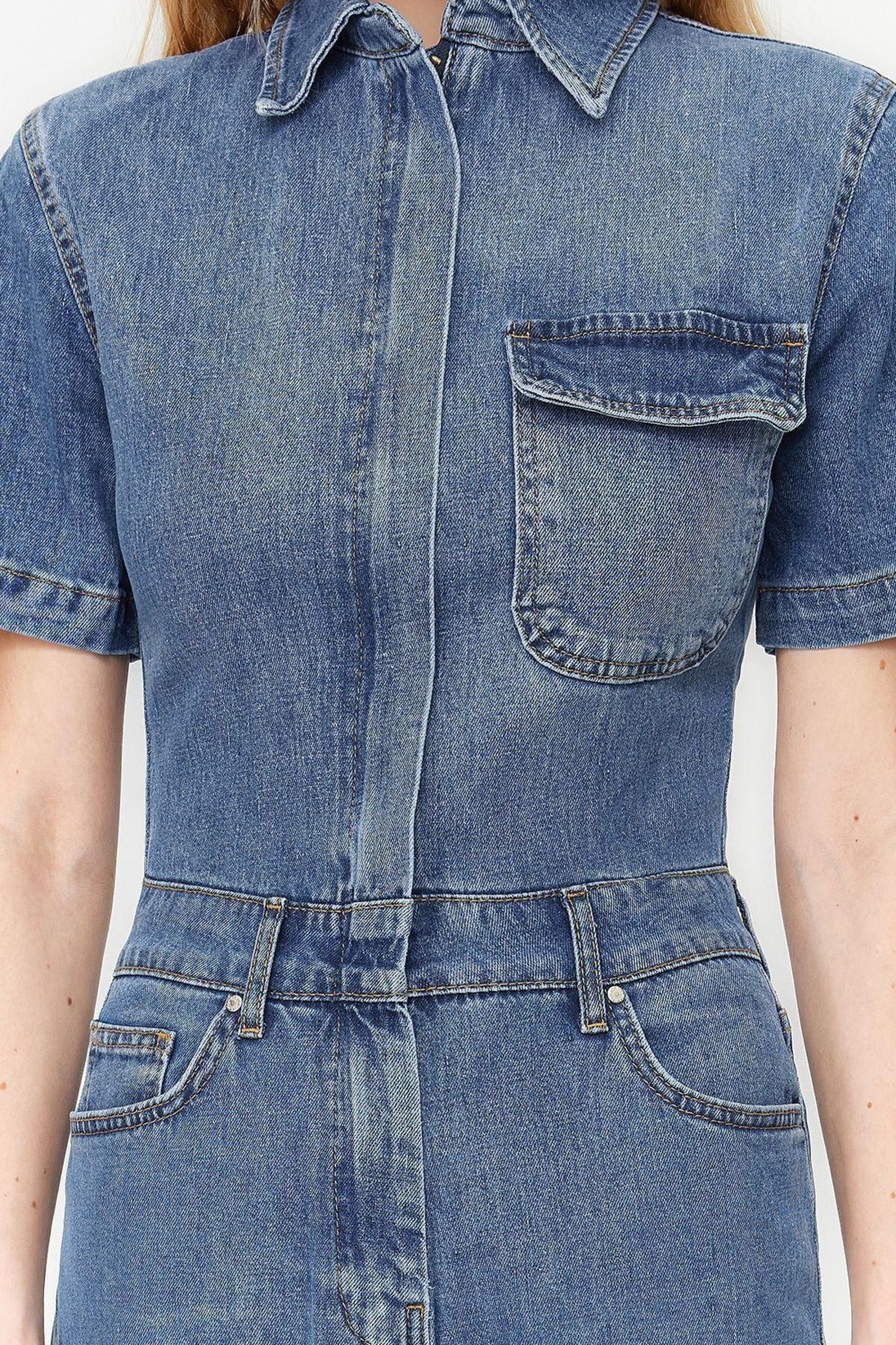 Kadın Moda Reglan Kol Boru Paça Gömlek Yaka Düz Desen Regular Kısa Kollu Denim Tulum