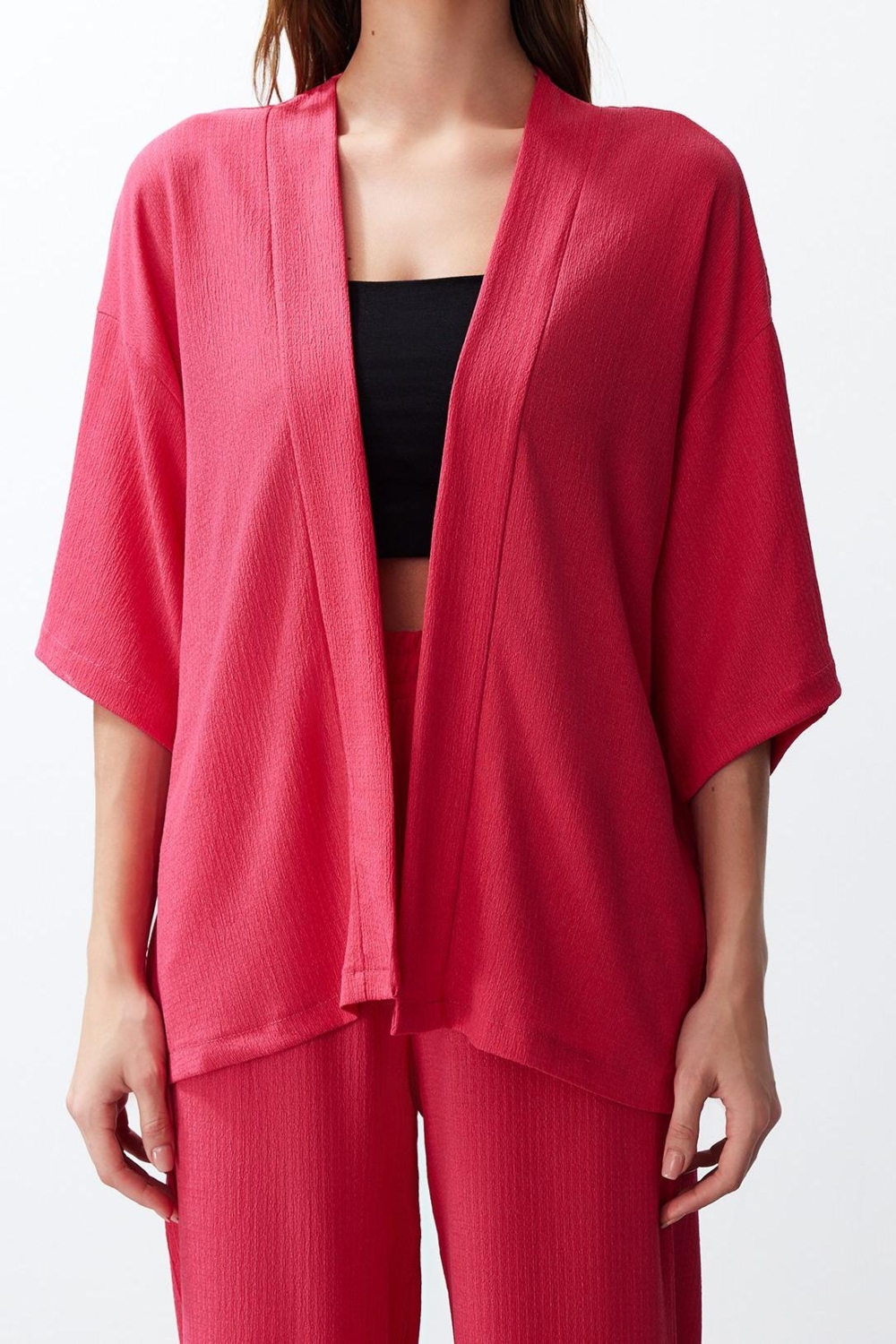 Yazlık Kadın Kimono Pantolon Takım Rahat Şık ve Çok Yönlü Trend Tasarım Modern Stil Görünüm