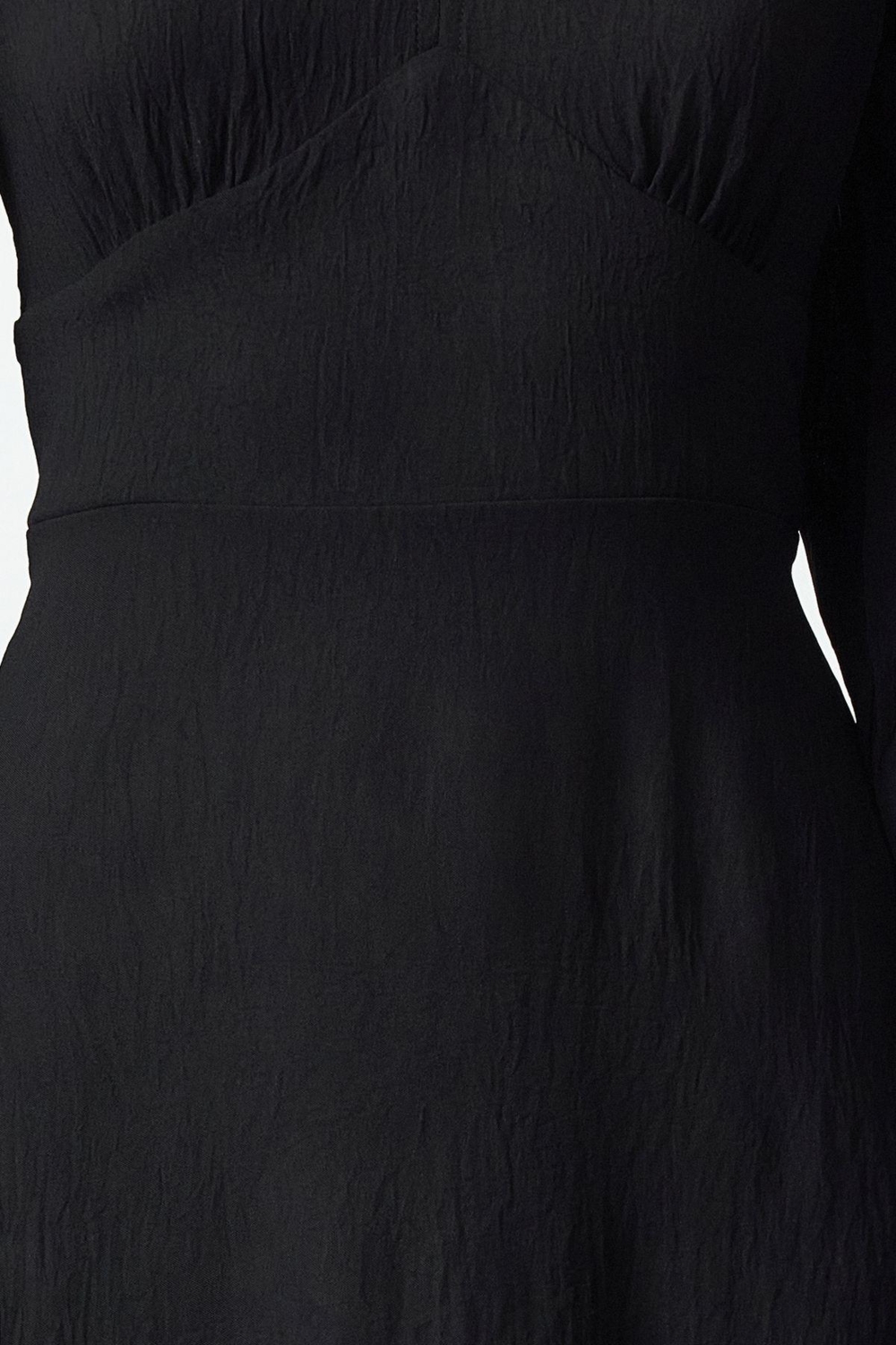 Moda Stil Regular V Yaka Midi Boy Belden Açılan Korsaj Detaylı Dokuma Elbise