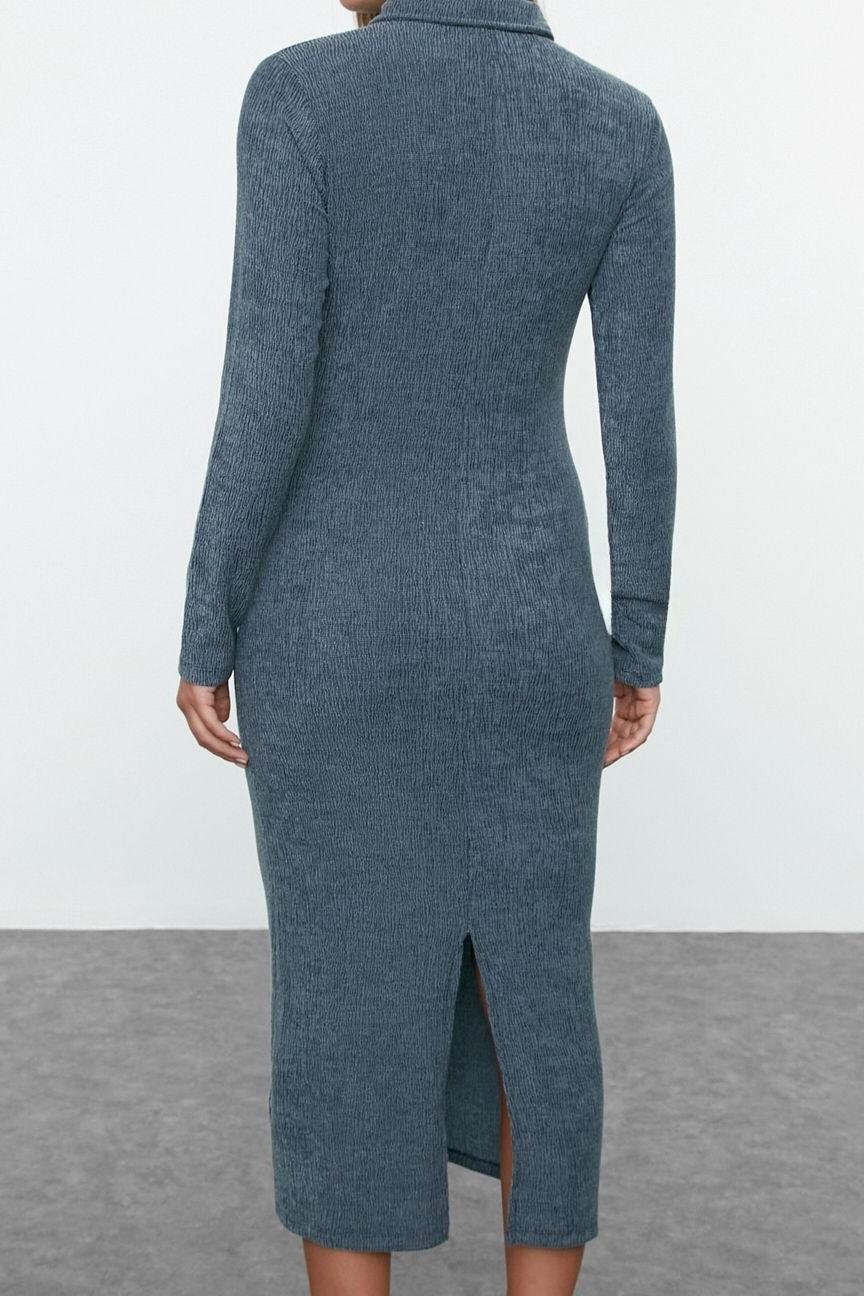 Moda Stil Fitted Polo Yaka Maxi Boy Düz Bodycone Vücuda Oturan Dokulu Düğme Detaylı Örme Elbise