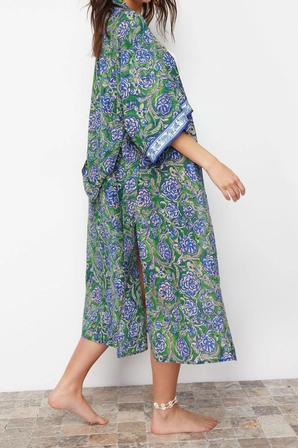 Moda Dokuma Oversize Kalıp Uzun Kruvaze Ay Kol Vual Basic Çiçekli Desen Kimono Kaftan