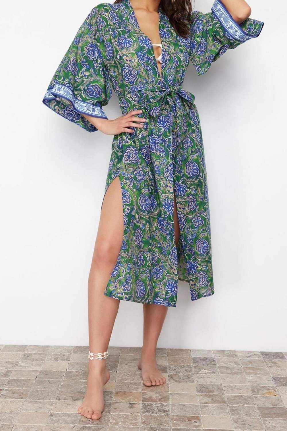 Moda Dokuma Oversize Kalıp Uzun Kruvaze Ay Kol Vual Basic Çiçekli Desen Kimono Kaftan