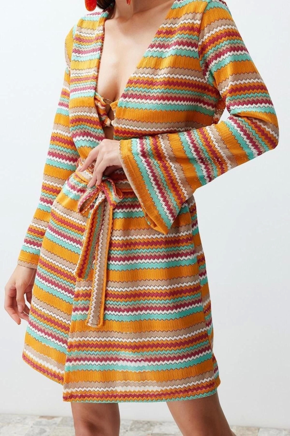 Moda Örme Regular Kalıp Mini V Yaka Standart Kol Dokulu Basic Geometrik Desen Kimono Kaftan