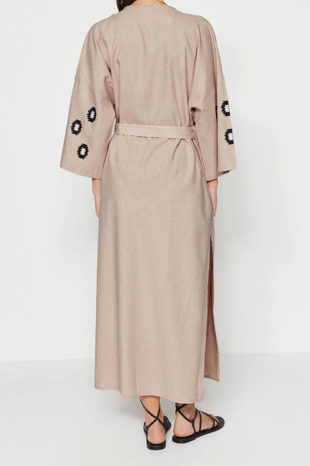Moda Dokuma Regular Kalıp Uzun V Yaka Standart Kol Poplin Basic Düz Desen Kimono Kaftan