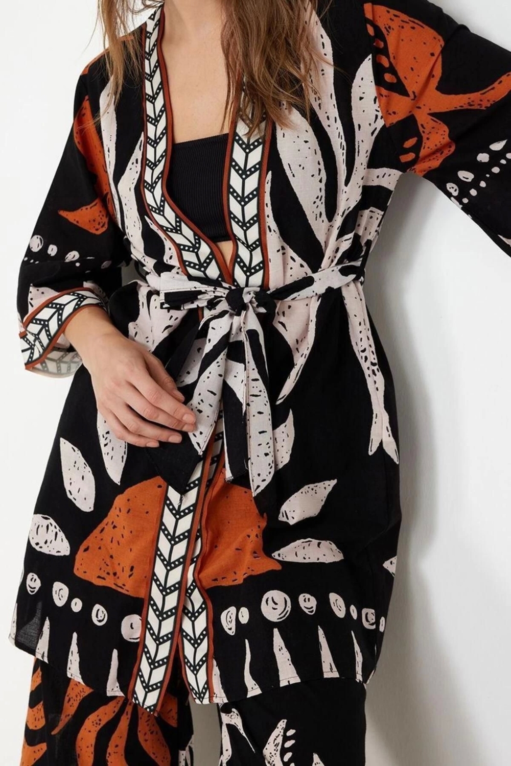 Moda Dokuma Regular Kalıp Crop V Yaka Standart Kol Vual Basic Etnik Desen Kimono Kaftan