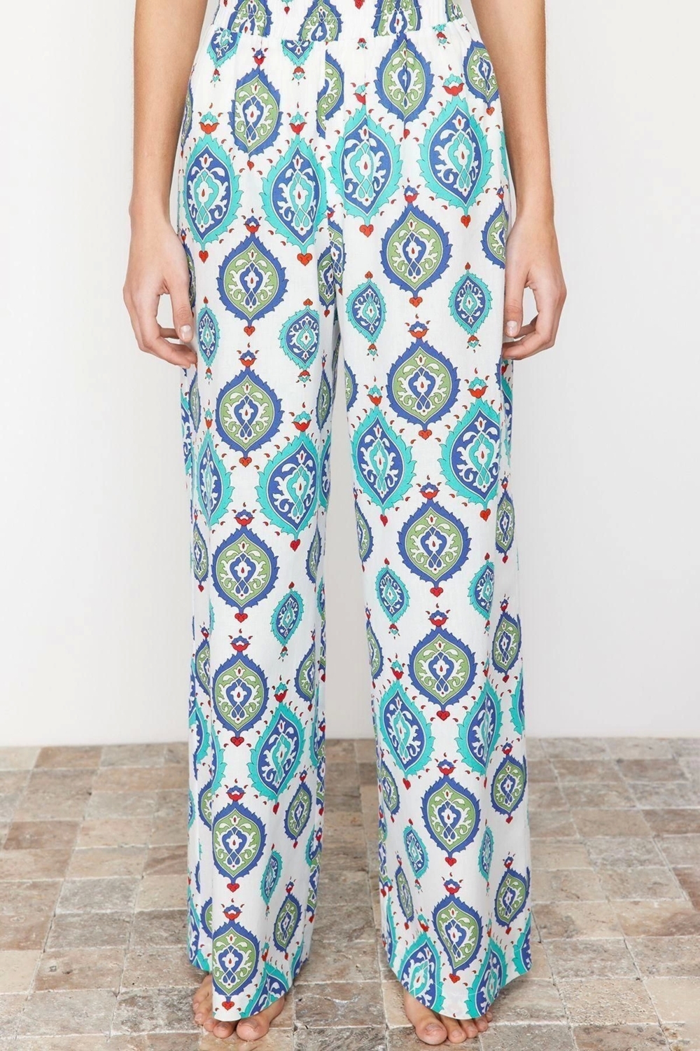 Moda Dokuma Regular Kalıp Uzun Gömlek Yaka Standart Kol Vual Basic Çiçekli Desen Kimono Kaftan