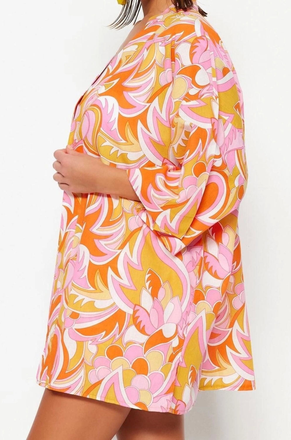 Moda Dokuma Regular Kalıp Crop V Yaka Standart Kol Vual Basic Soyut Desen Kimono Kaftan