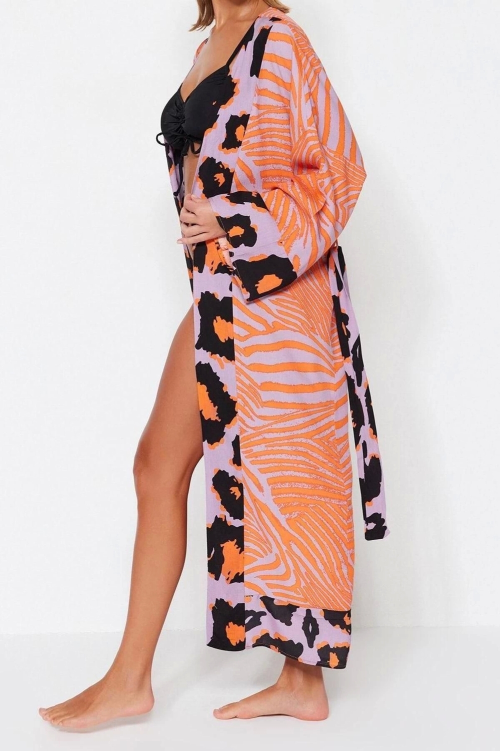 Moda Dokuma Rahat Kalıp Uzun V Yaka Standart Kol Shally Basic Animal Desen Kimono Kaftan