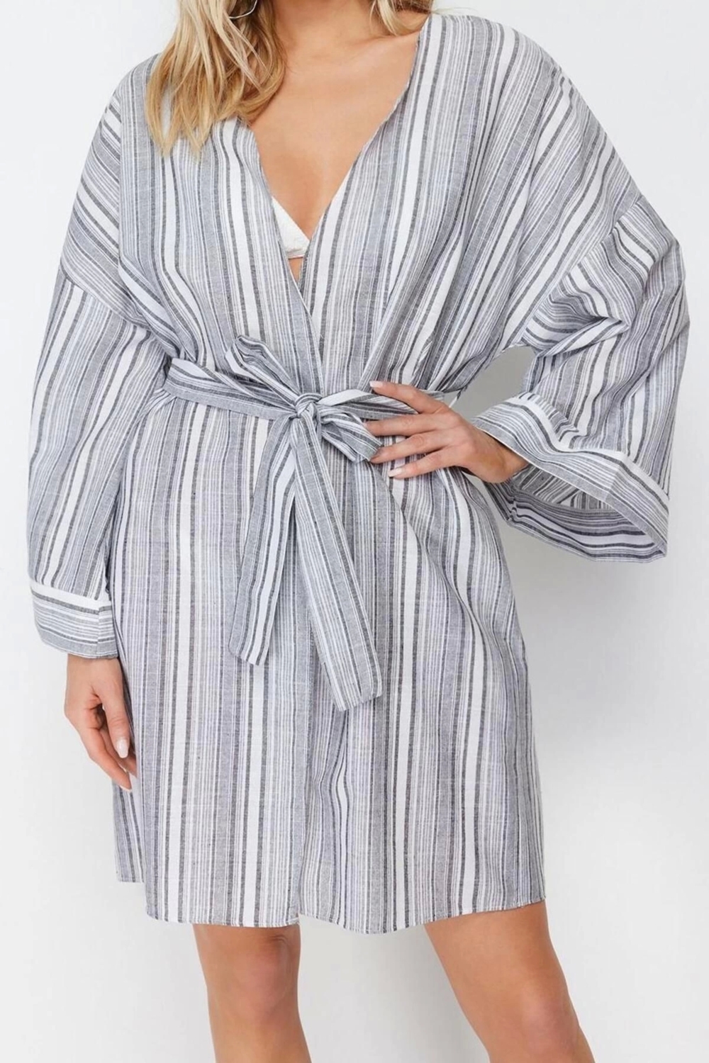 Moda Dokuma Oversize Kalıp Uzun V Yaka Normal Kol İpliği boyalı Flamlı Pam Basic Kimono Kaftan