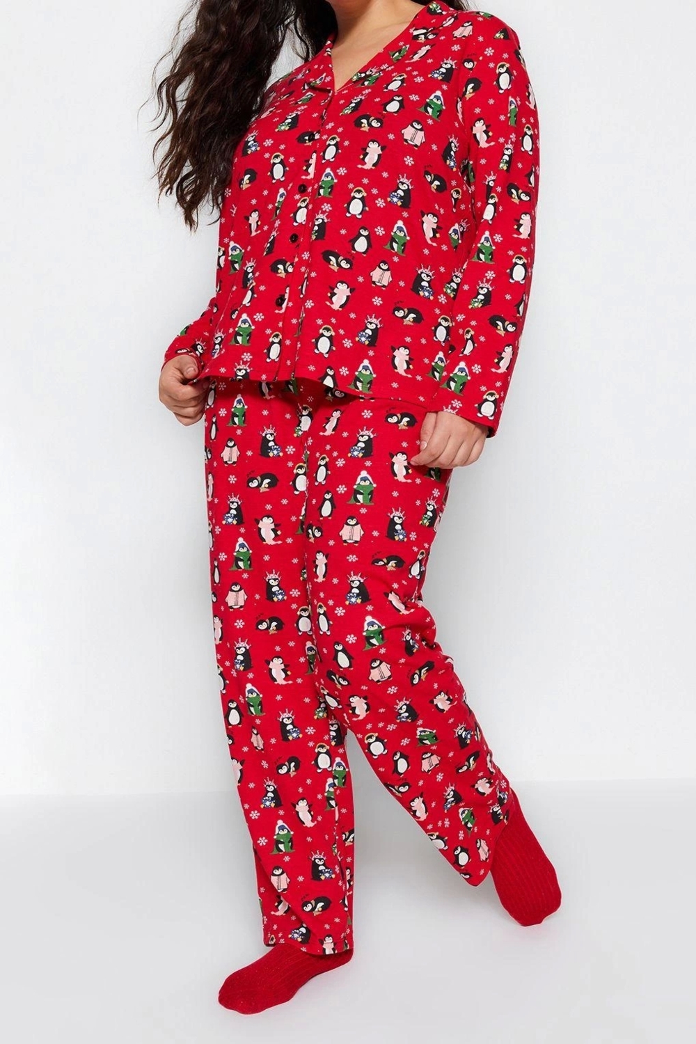 Tarz Rahat Büyük Beden Uzun Kollu Boru Paça Yılbaşı Temalı Örme Pijama Takımı