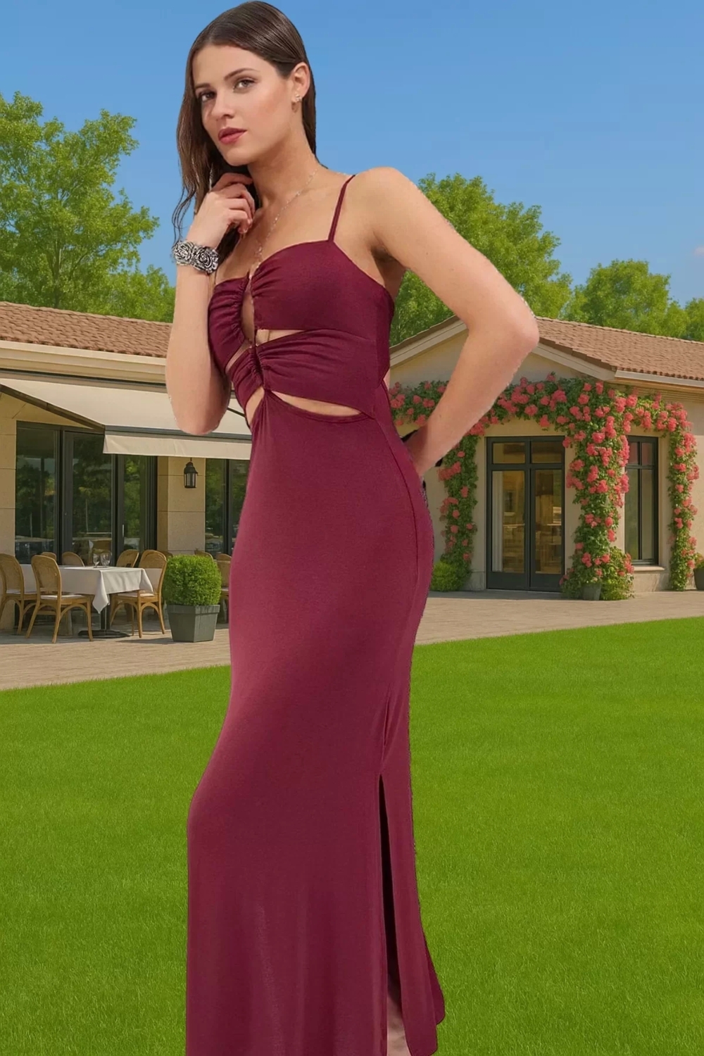 Şık Maxi Plaj Elbisesi Cut Out Detaylı Viskoz Kumaş Seçkin Malzeme Premium Kalite Rahat Kullanım