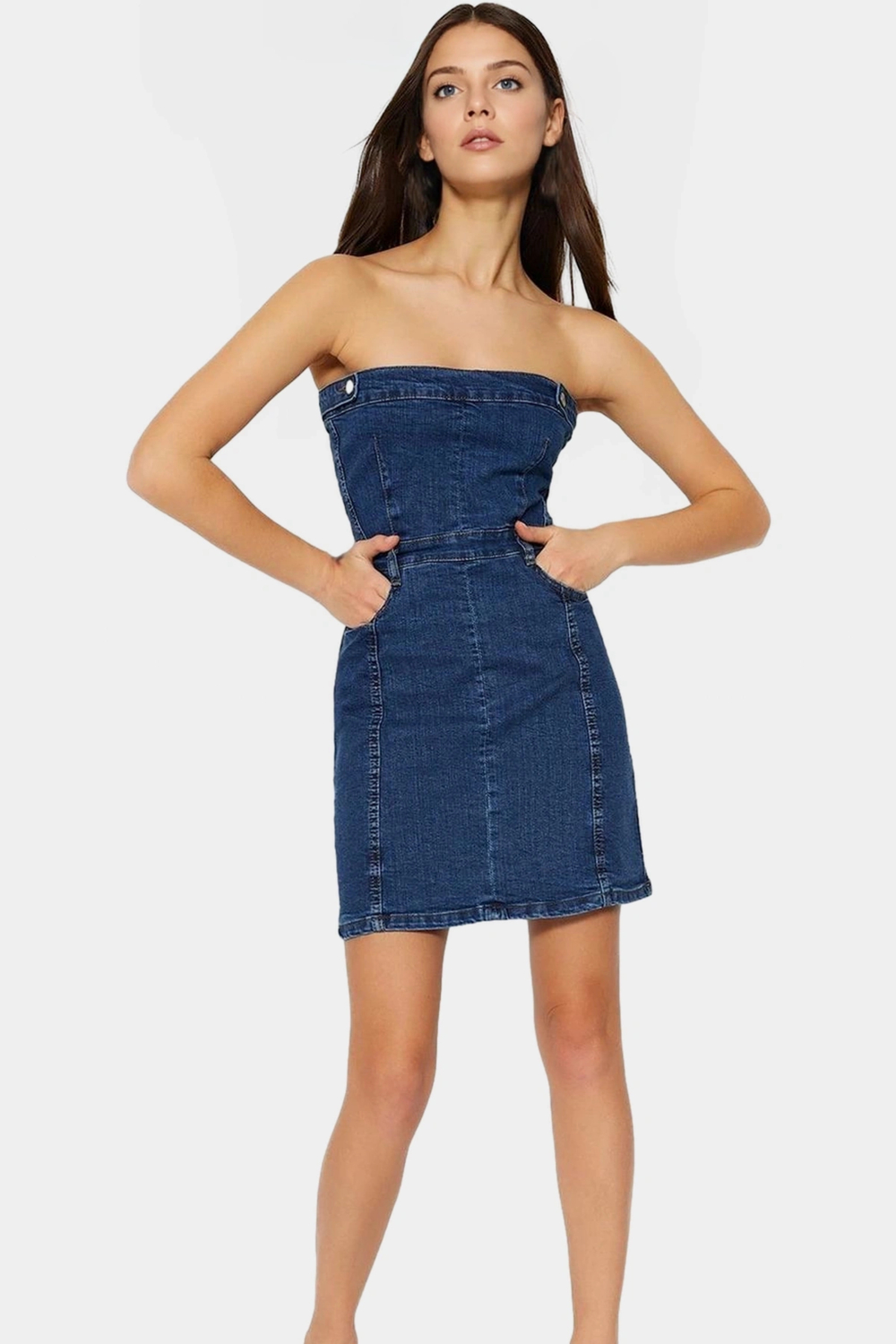 Straplez Denim Elbise Rahatlık ve Şıklık Bir Arada Uzun Ömürlü Mükemmel Uyum Özenle Seçilmiş