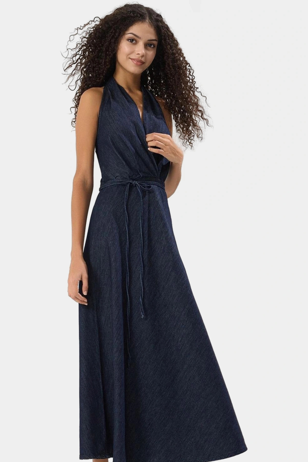 Cool & Comfort Denim Maxi Elbise Pamuk Halter Yaka Volanlı Detay Rahat Ve Şık Yüksek Kalite