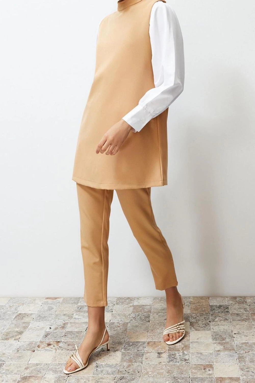 Moda Dokuma Düz Dik Yaka Resmi Tunik Pantolon Krep Dokuma Alt Üst Takım
