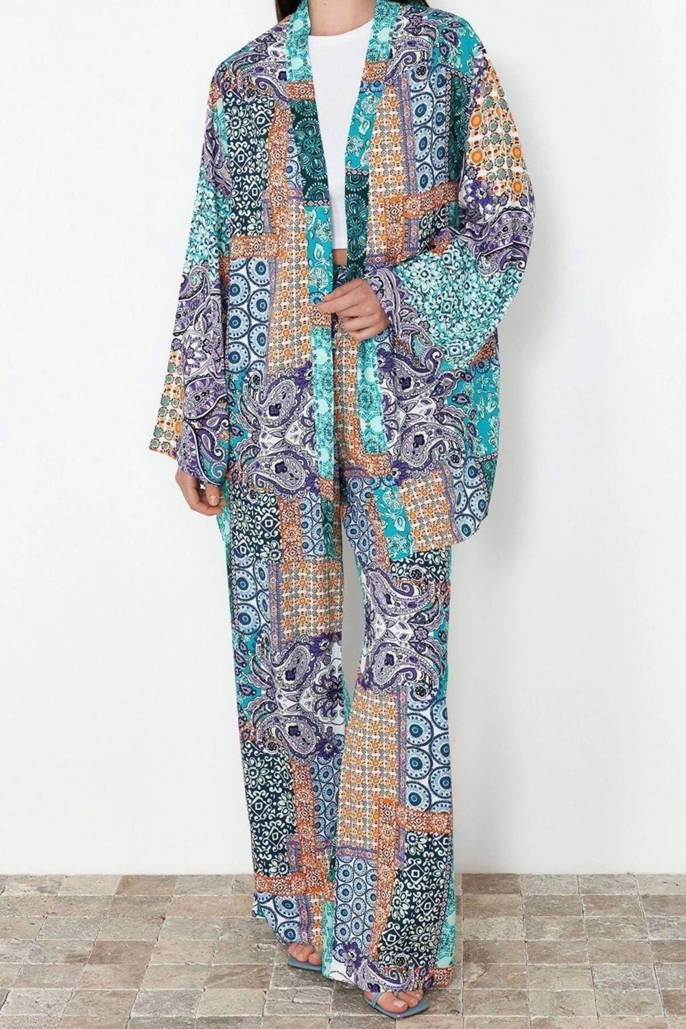 Moda Şal Desen V Yaka Günlük Şal Desen Kimono ve Wide Leg Geniş Paça Viskon Dokuma Alt Üst Takım