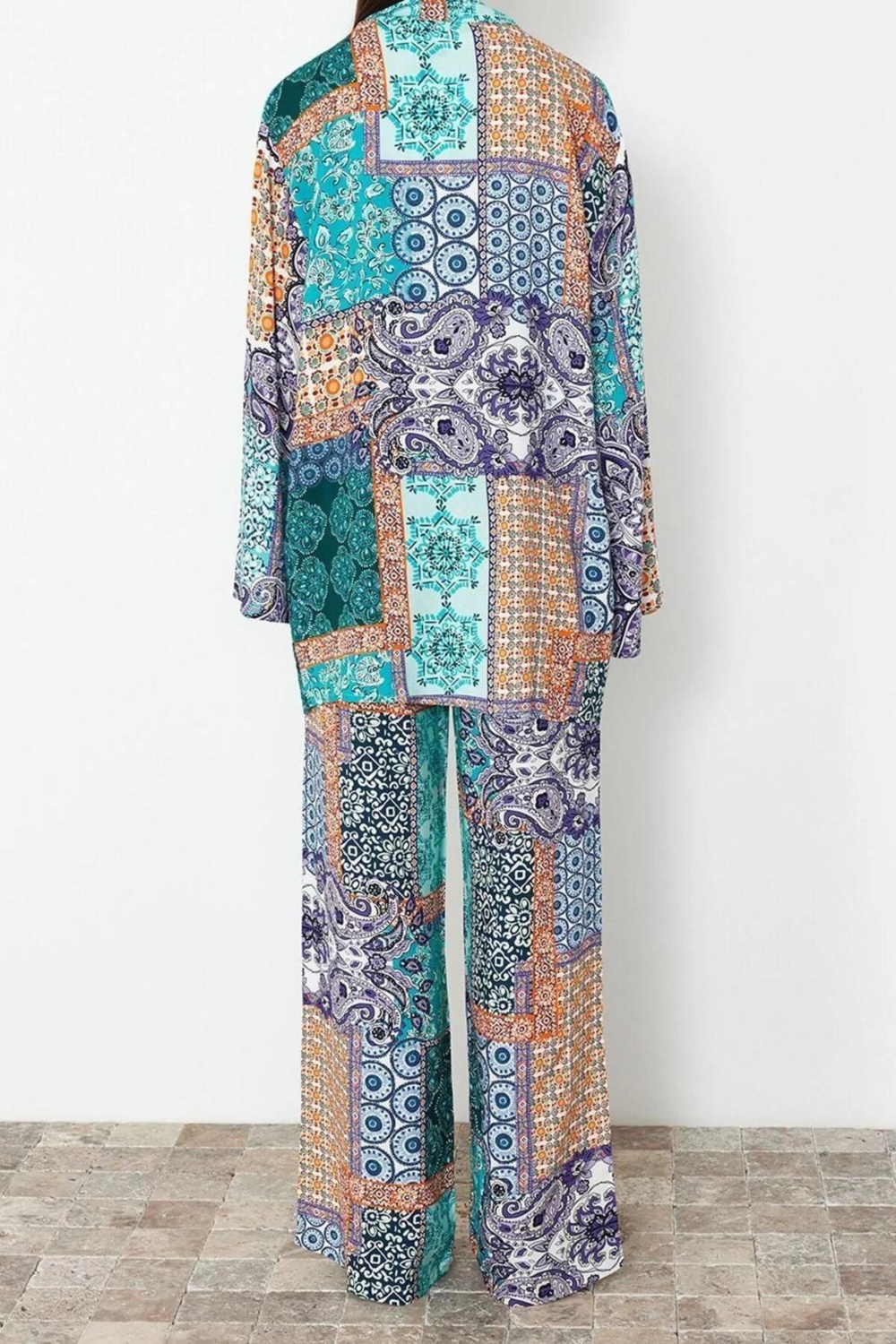 Moda Şal Desen V Yaka Günlük Şal Desen Kimono ve Wide Leg Geniş Paça Viskon Dokuma Alt Üst Takım