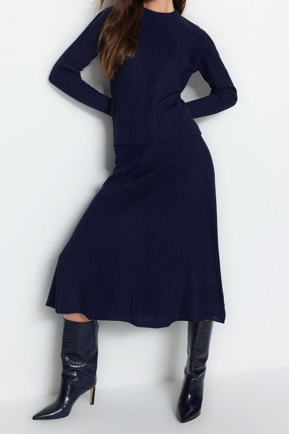 Moda Triko Düz Bisiklet Yaka Casual Günlük Etekli Fitilli Triko Alt-Üst Takım
