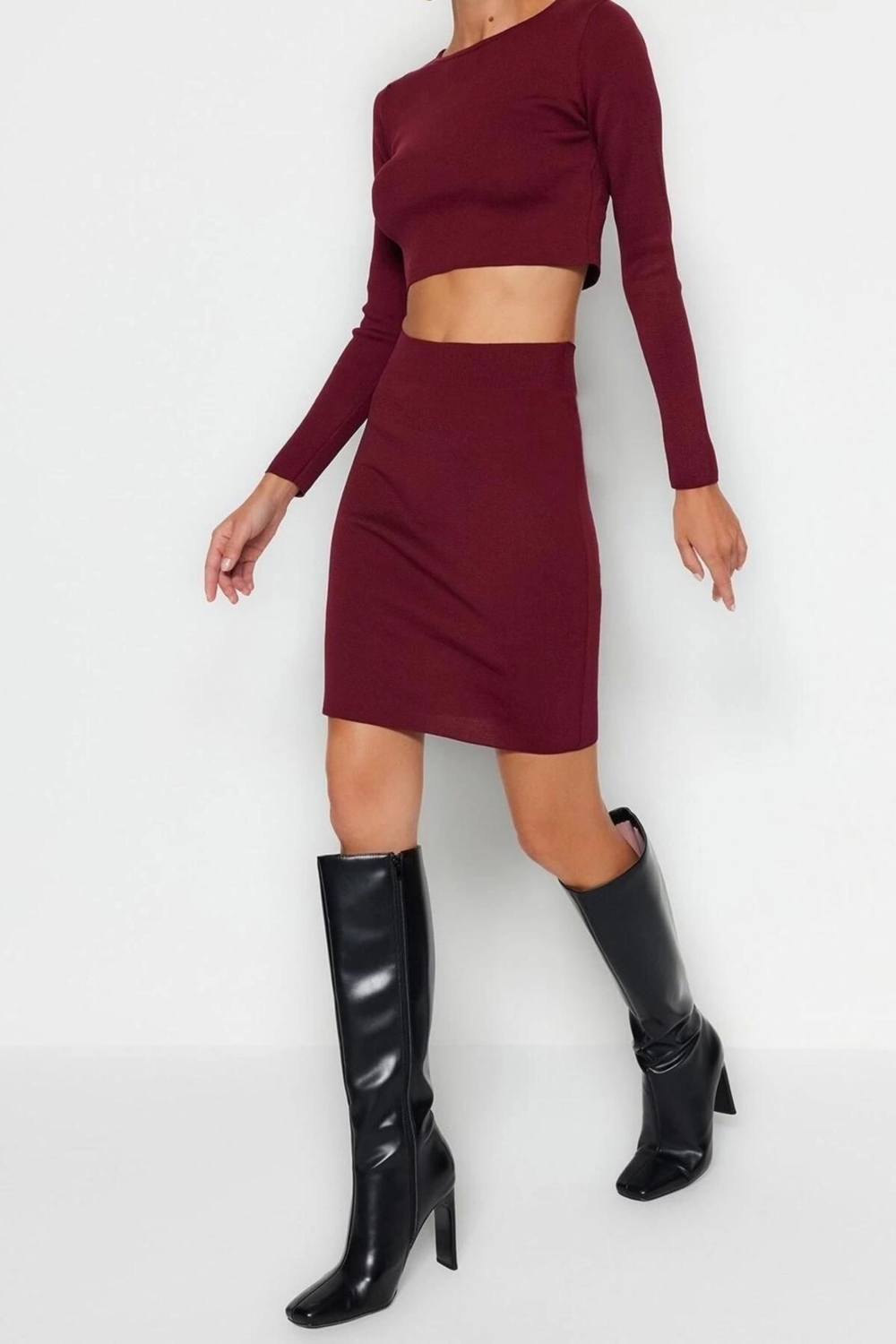 Moda Dokuma Yüksek Bel Düz Bisiklet Yaka Günlük Bordo Süper Crop Etekli Triko Alt-Üst Takım