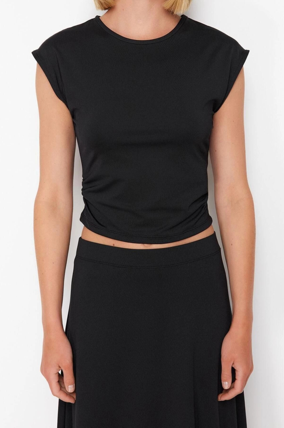 Moda Örme Düz Bisiklet Yaka Ay Kol Casual Günlük Siyah Büzgü Detaylı Crop Örme Alt-Üst Takım