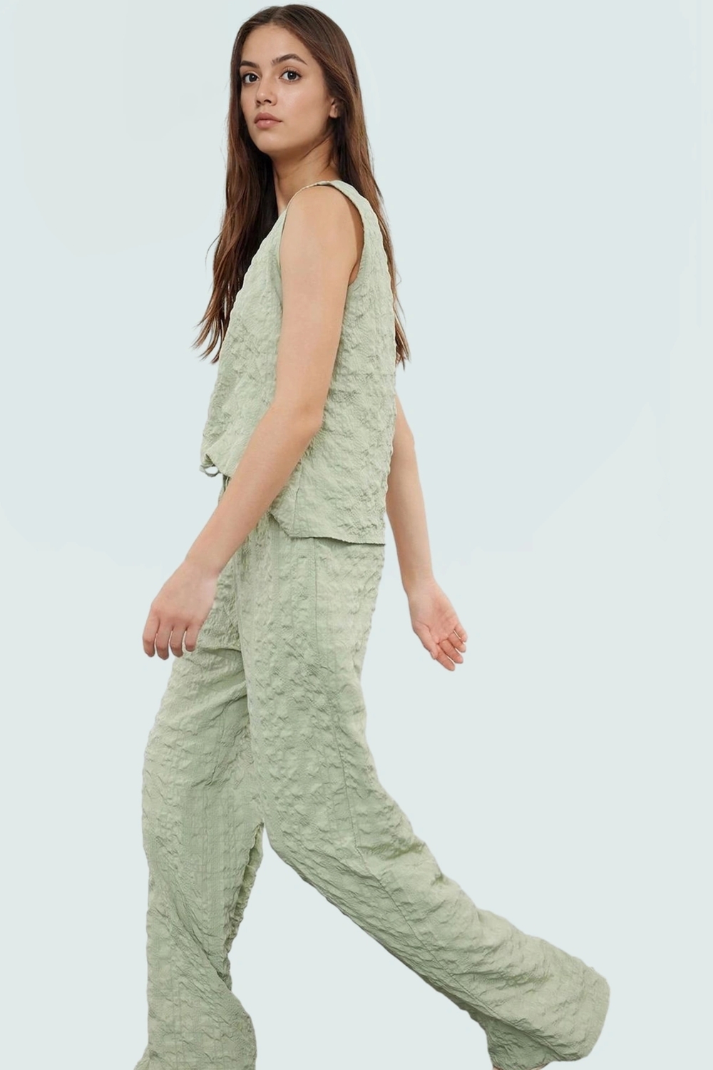 Rahat ve Şık Bluz Pantolon Takım Polyester Karışımlı Dokuma Kumaş Kaliteli İşçilik