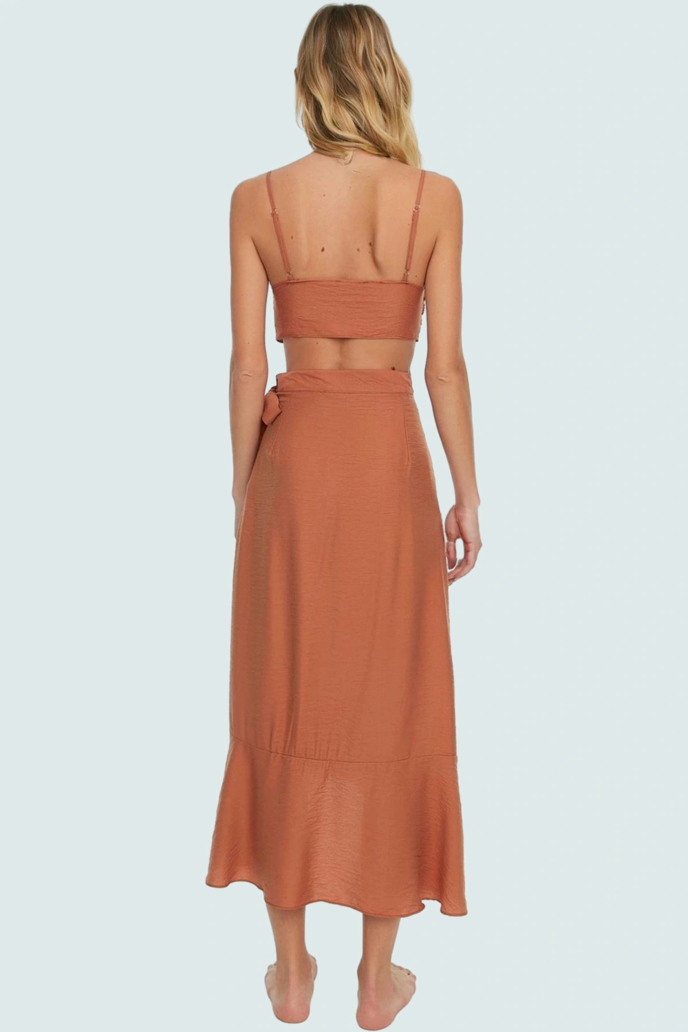 Viskoz Plaj Takımı Şık Bluz Etek Volanlı ve Yırtmaçlı Seçkin Malzeme Modern Stil