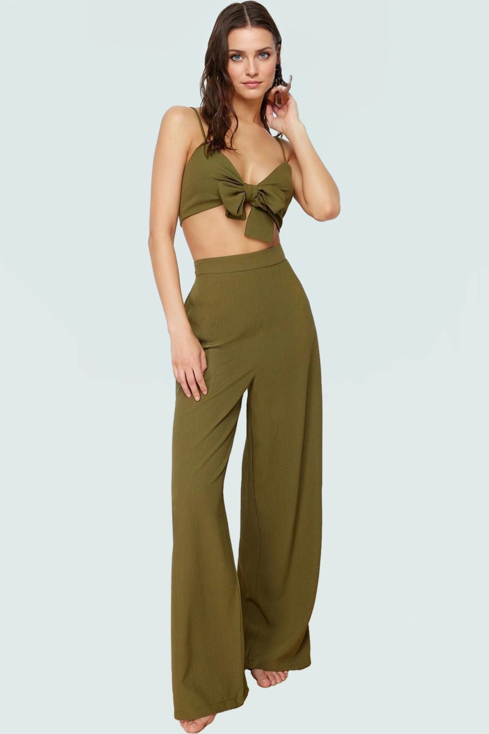 Plaj Şıklığı Crinkle Dokuma Bluz Pantolon Takımı Modern Stil Rahat Ve Şık Görünüm