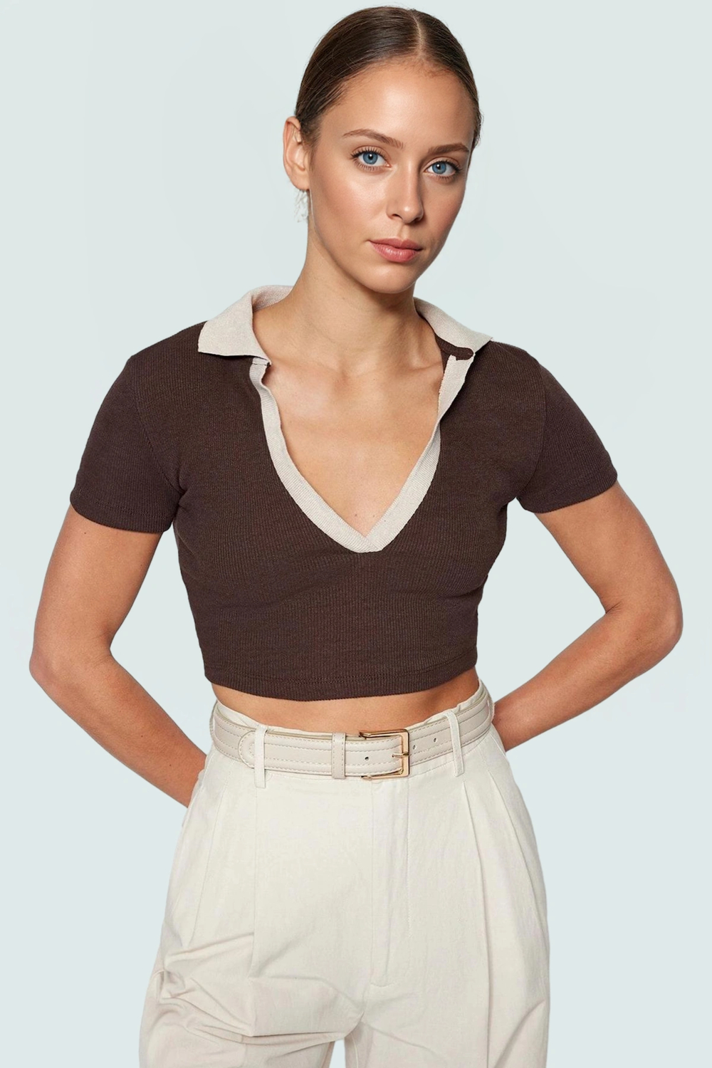 Esnek Örme Kısa Kollu Crop Bluz Polo Yaka Polyester Karışım Günlük Kullanım İçin