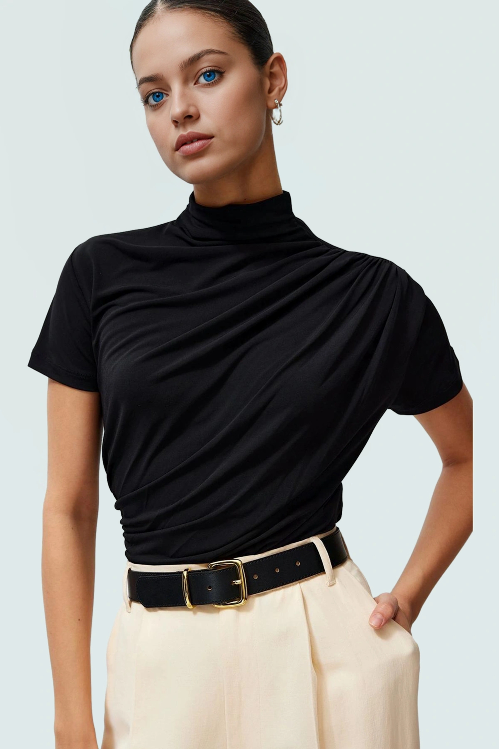 Yazlık Kısa Kollu Bluz Esnek Örme Dik Yaka Fitted Kalıp Mükemmel Uyum Trend Tasarım