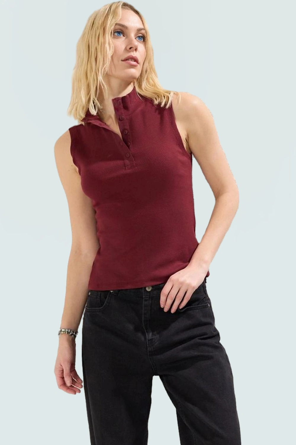 Yazlık Rahat Modal Polyester Bluz Dik Yaka Fitted Kolsuz Zarifane Tasarım