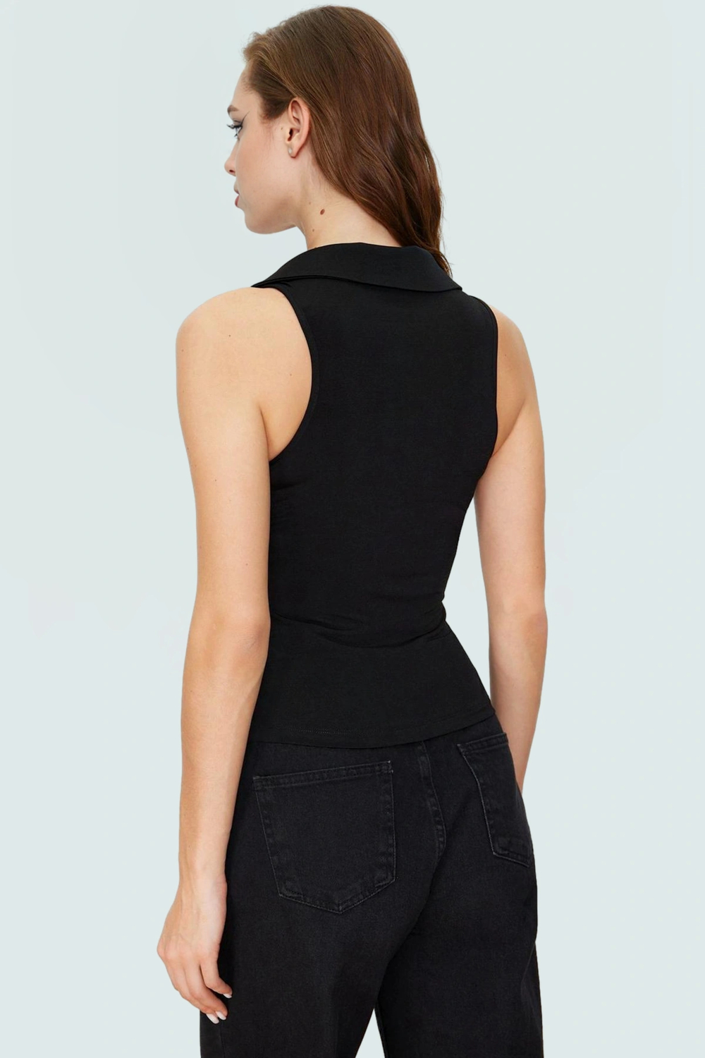 Yazlık Kolsuz Bluz Fitted Kalıp Polo Yaka Örme Kumaş Mükemmel Uyum Trend Tasarım
