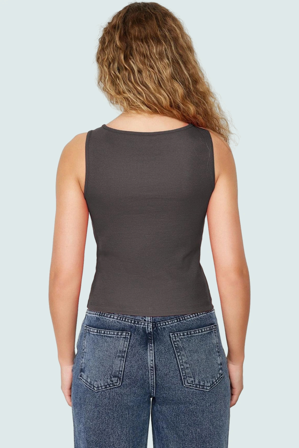 Kadın Kolsuz Örme Bluz Kayık Yaka Fitted Kalıp Rahat Günlük Stil Ve Şık Modern