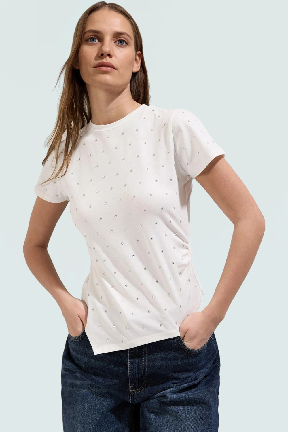 Asimetrik Taşlı T shirt Pamuklu Fitted Yazlık Dayanıklı Malzeme Modern Stil Özenle Seçilmiş