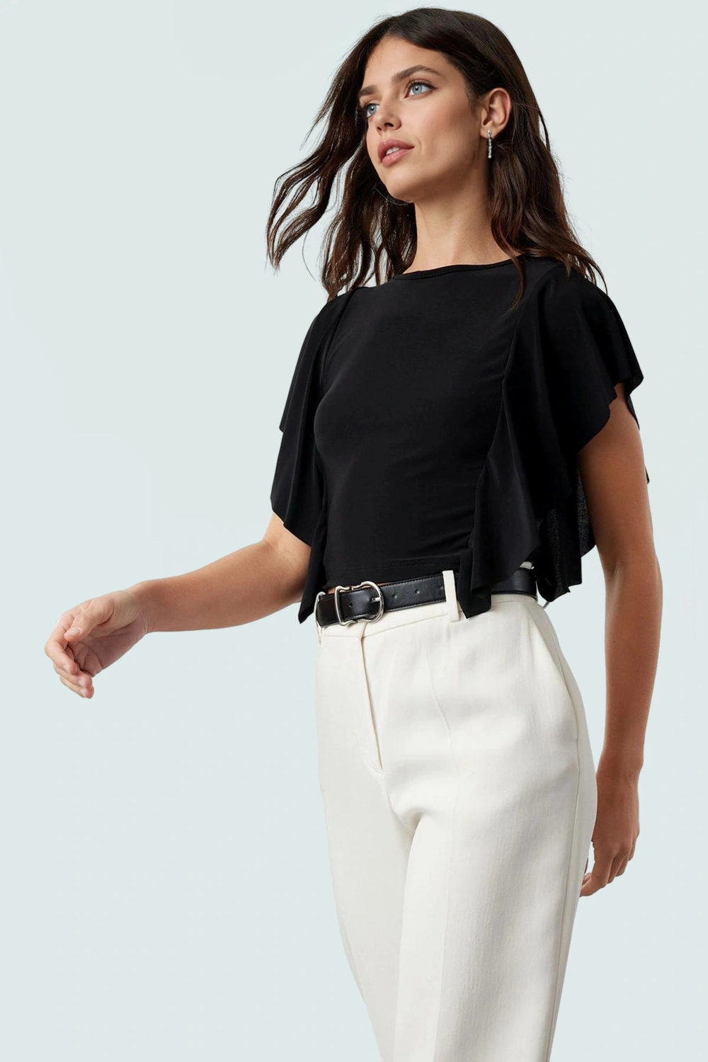Örme Crop Bluz Bisiklet Yaka Fırfırlı Kollar Rahat Kalıp Ve Şık Konforlu Kesim