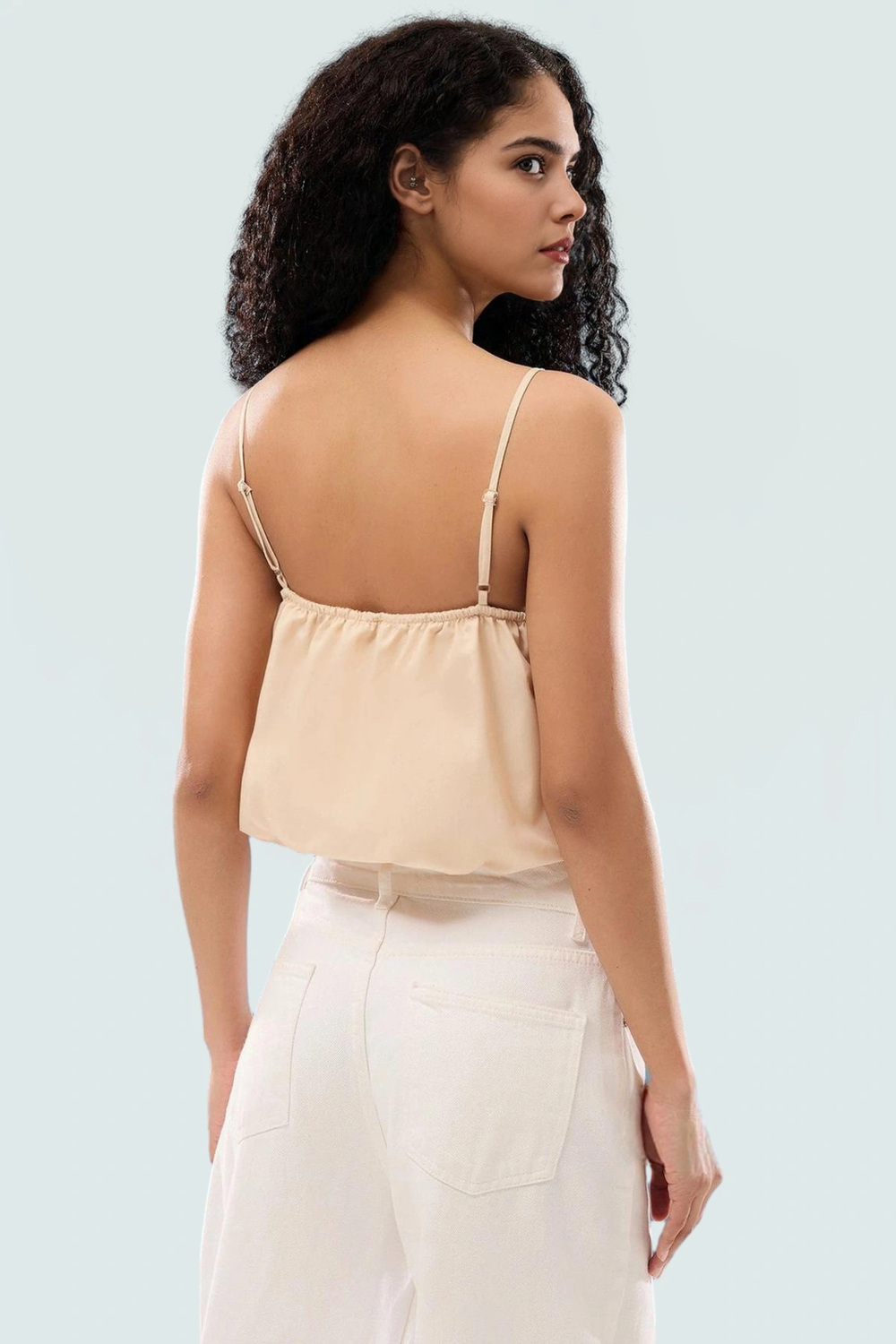 Pamuklu Polyester Dacron Crop Bluz Rahat Yazlık Fitted Kalıp Modern Stil Şık Görünüm