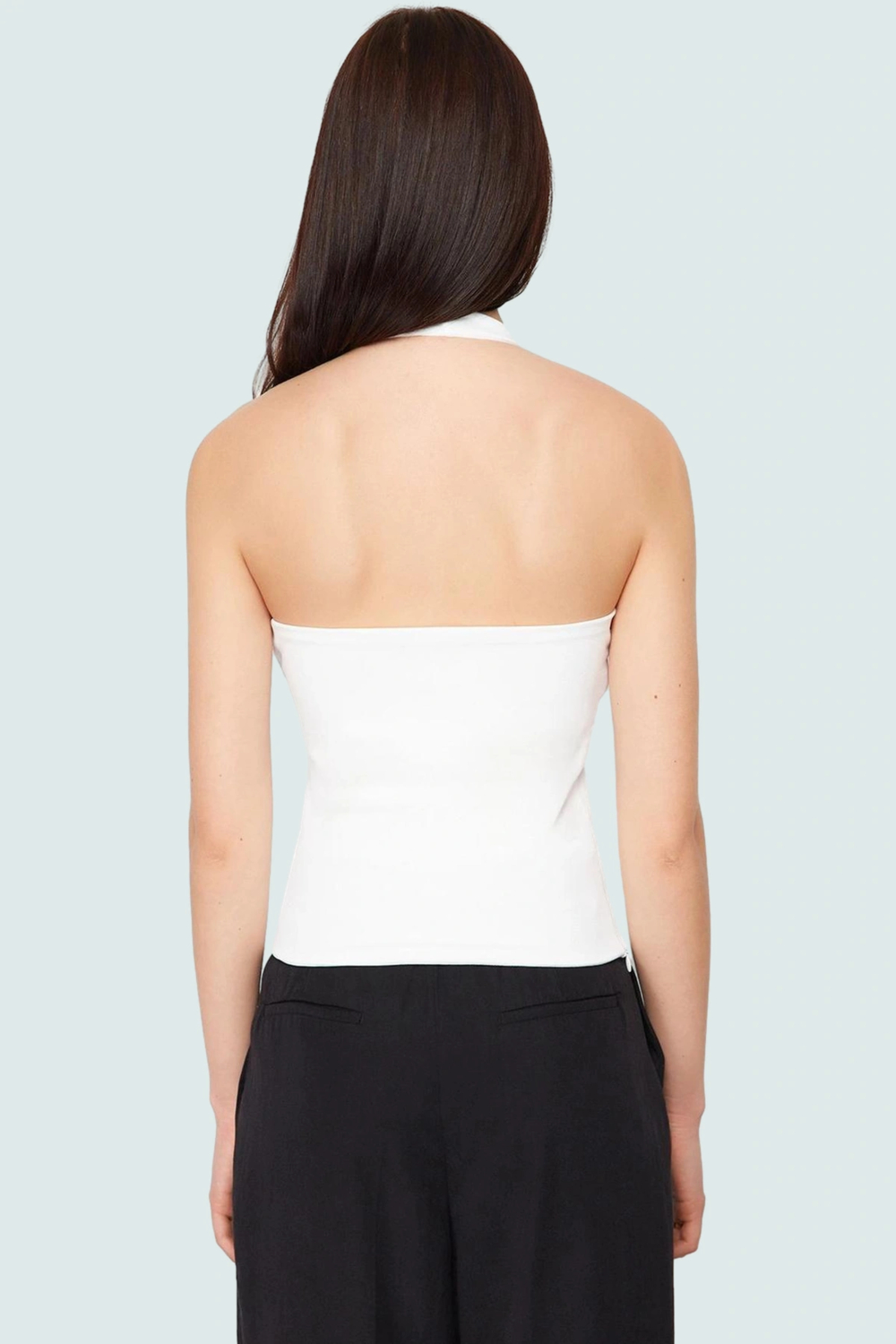 Yazlık Crop Bluz Halter Yaka Scuba Krep Kumaş Fitted Kalıp Trend Tasarım Özenle Seçilmiş