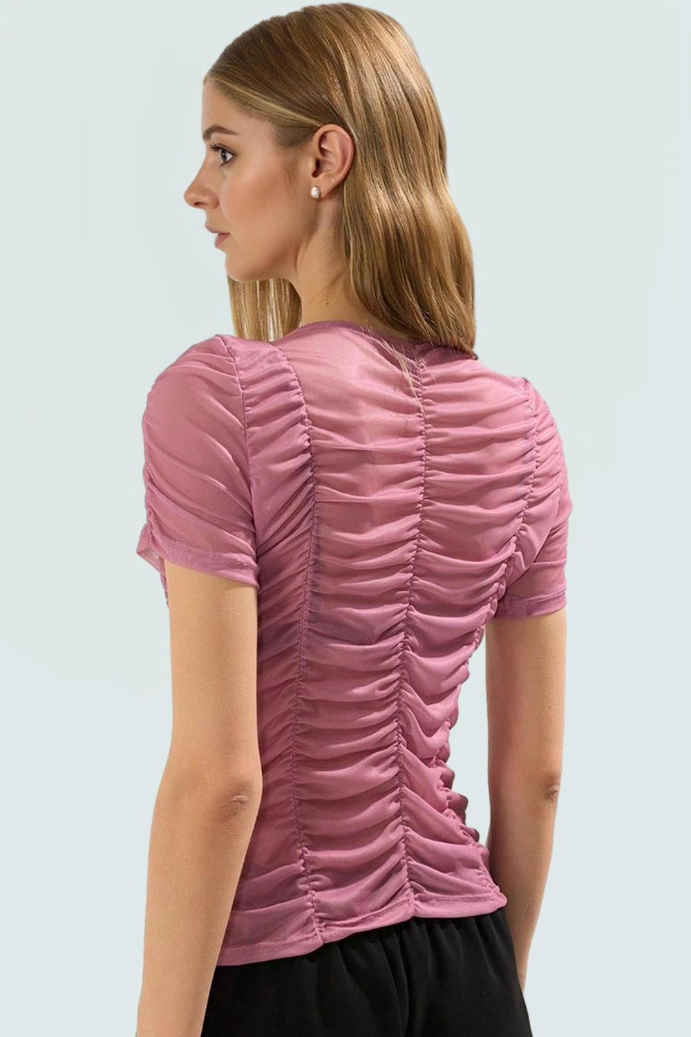 Kısa Kollu Büzgü Detaylı Örme Bluz Fitted Kalıp Kaliteli İşçilik Modern Stil Rahat Ve Şık