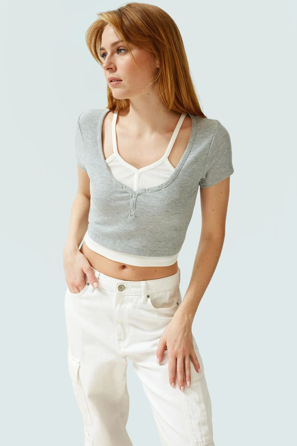 Çıtçıtlı Kısa Bluz Polyester Kaşkorse Örme Günlük Stil Rahat Kullanım Şık Görünüm