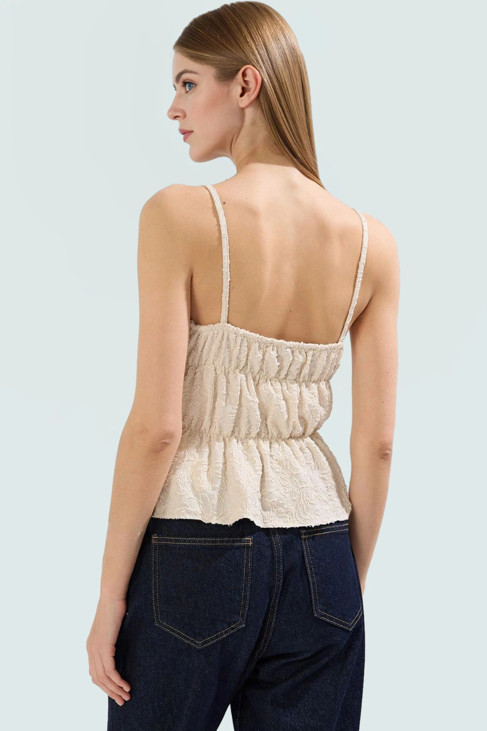 İnce Askılı Crop Bluz Jakarlı Örme Fitted Kalıp Yazlık Seçkin Malzeme Dayanıklı
