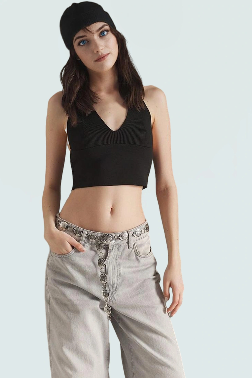 Super Crop Triko Bluz V Yaka Fitted Kalıp Günlük Kullanım İçin Şık Görünüm