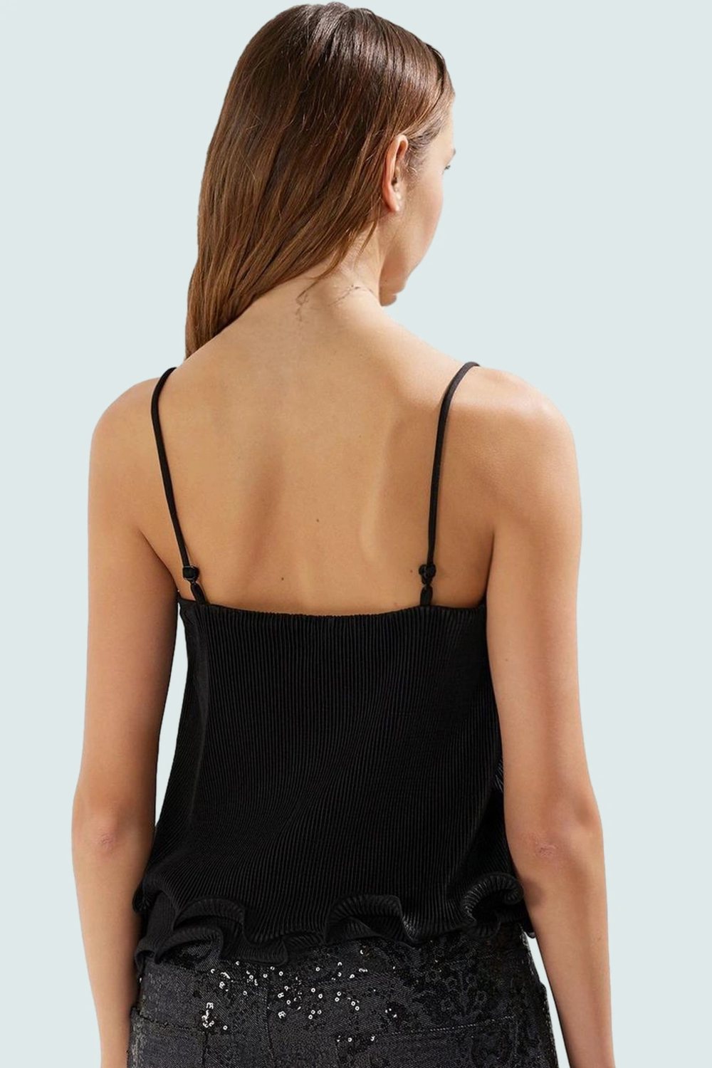 Yazlık Kolsuz Kare Yaka Fitted Pilise Bluz Polyester Örme Kumaş Modern Stil Rahat Ve Şık