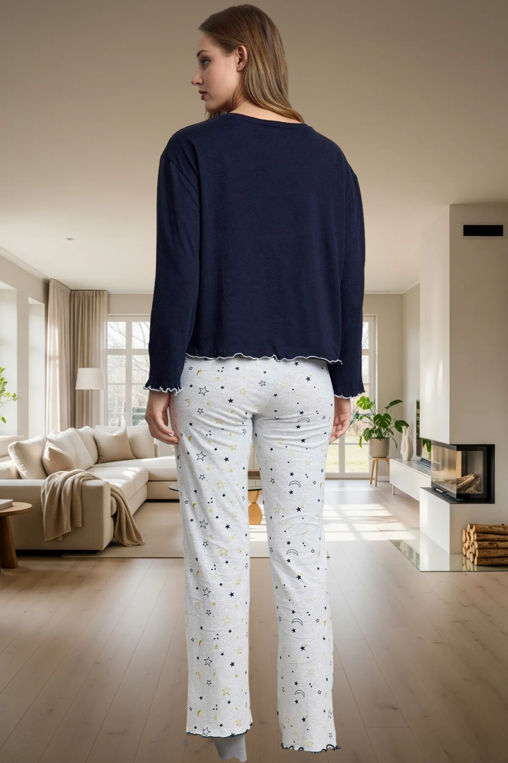 Galaksi Desenli Örme Pijama Takımı; Rahat ve Şık Görünüm Özenle Seçilmiş
