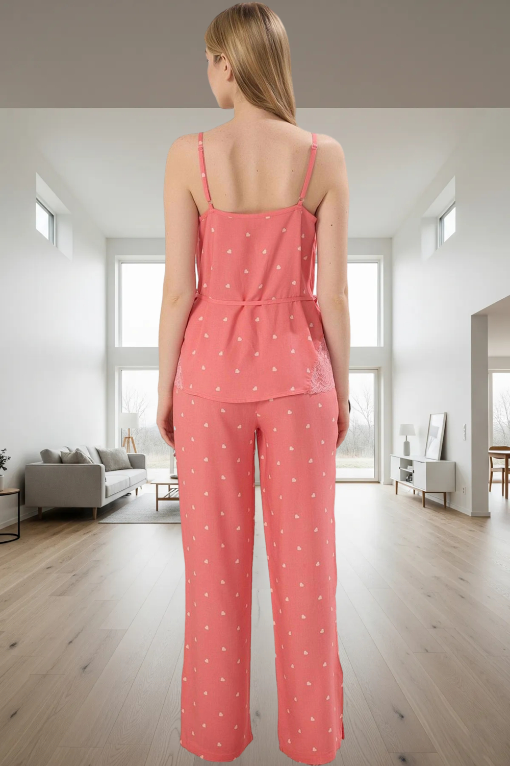 Rahat Kalıp Polyester Dokuma Pijama Takımı V Yaka Seçkin Malzeme Ve Şık Premium Kalite