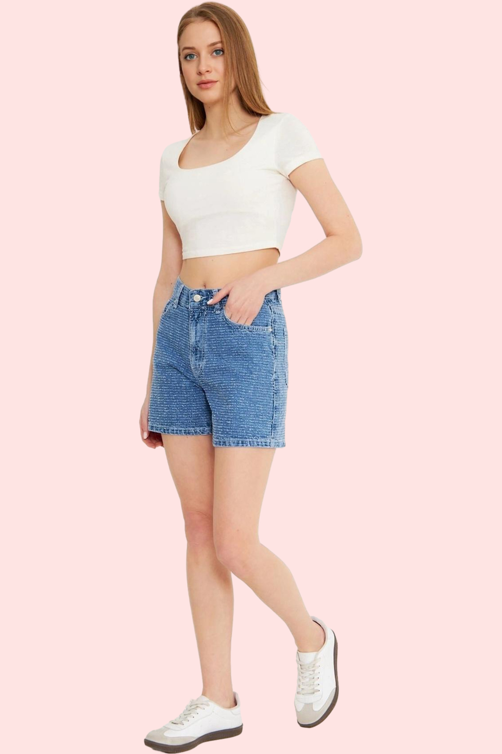 Kadın Denim Şort Geniş Paça Pamuk Yaz Aylarının Vazgeçilmezi Günlük Kullanım Modern Tasarım