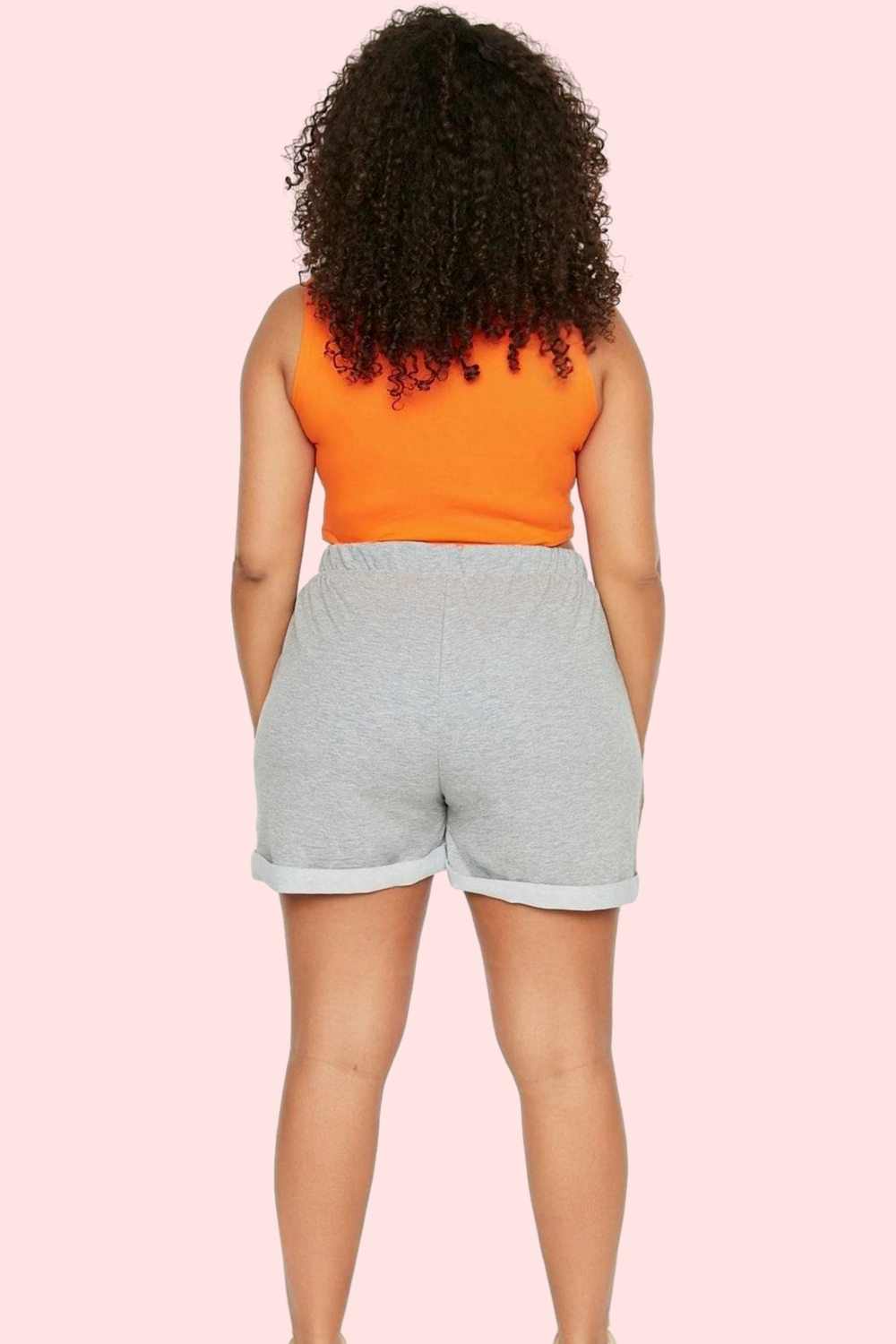 Kadın Yüksek Bel Örme Şort Rahat Straight Kalıp Çift Cepli Günlük Kombinler Modern Tasarım